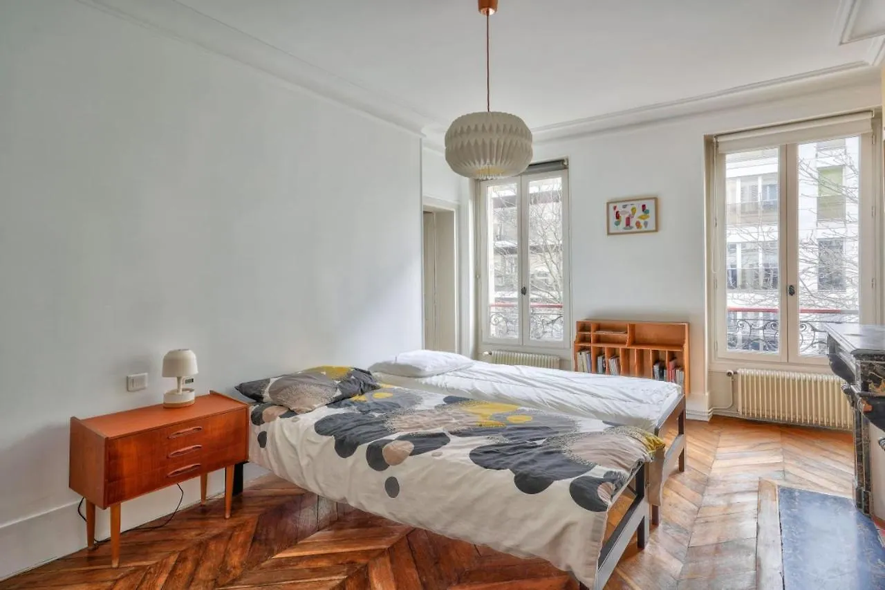 Cosy Apartment For 4 People - Paris 10