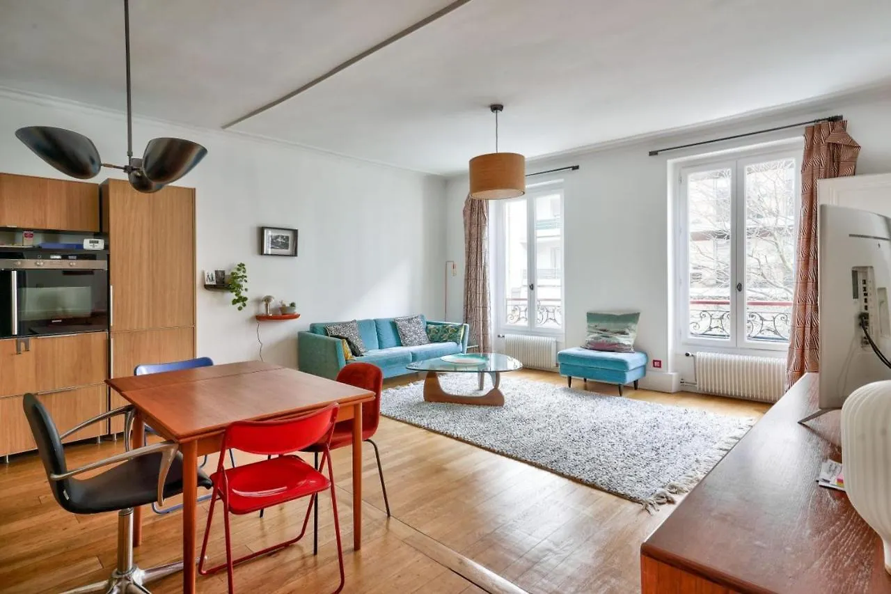 Cosy Apartment For 4 People - Paris 10 Francia